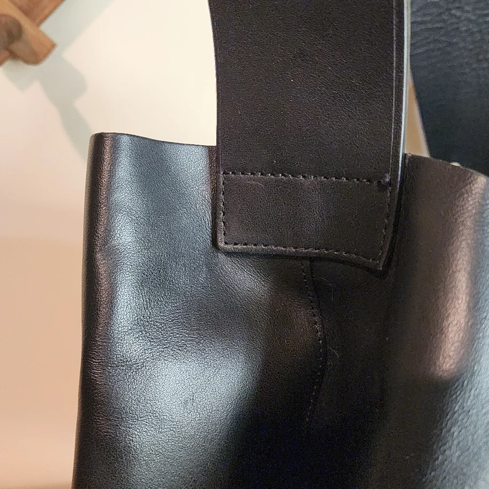 COS Black Leather Tote Bag - Picture 4 of 16